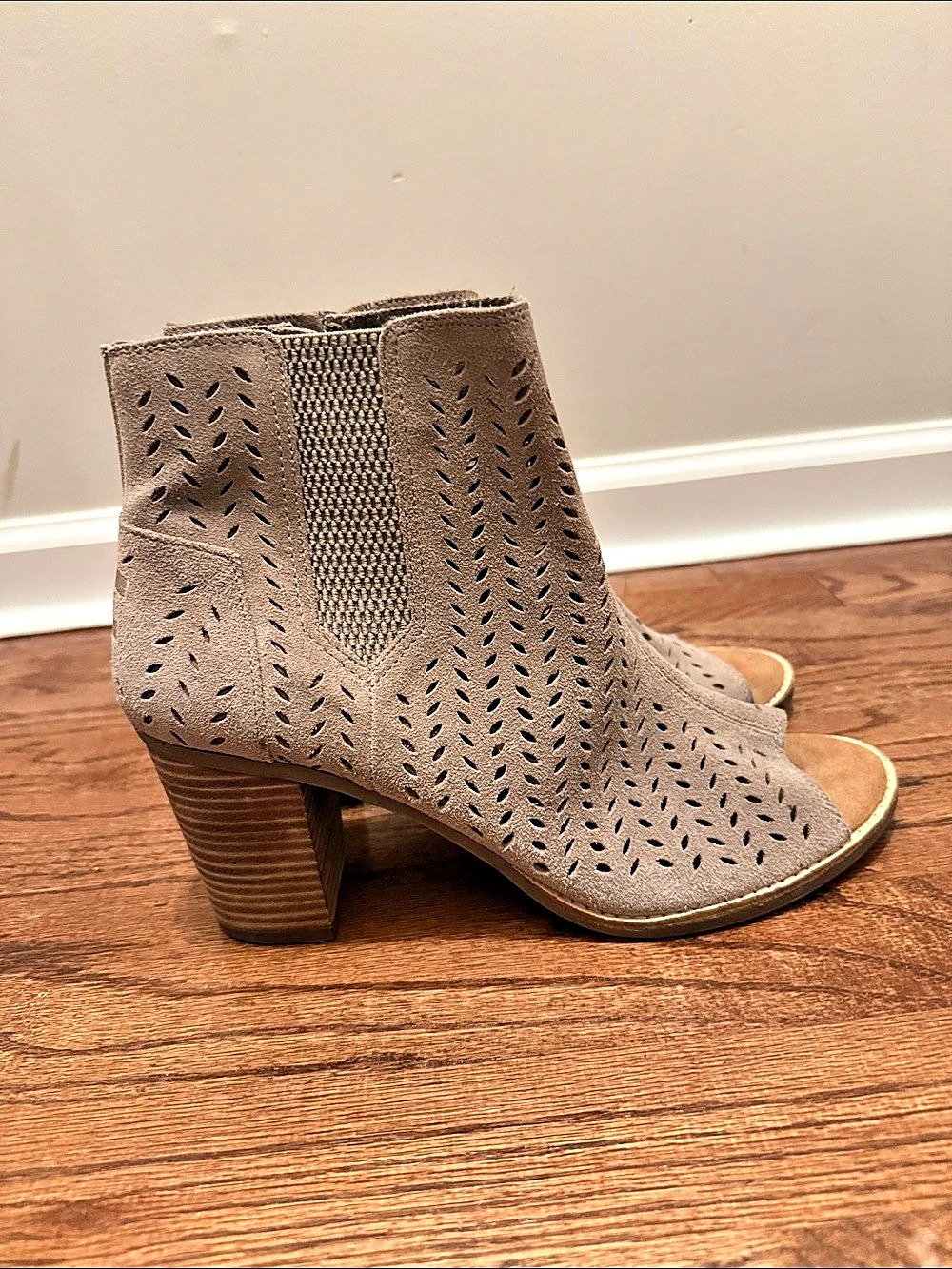TOMS Majorca Peep Toe Bootie Perforated Heels Brown US 11